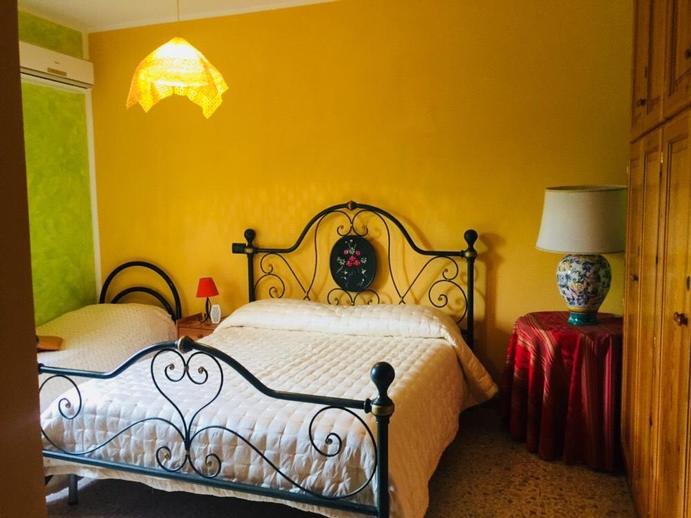 B&B Il Tulipano Sul Lago Colle di Tora Luaran gambar